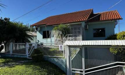 Casa com 3 quartos à venda no SAIC, Chapecó , 166 m2 por R$ 950.000