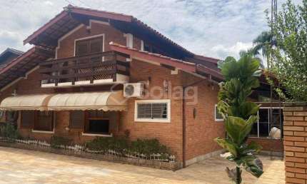 Casa térrea em condomínio para comprar em Vinhedo no condominio Estancia Marambaia, interior de São Paulo