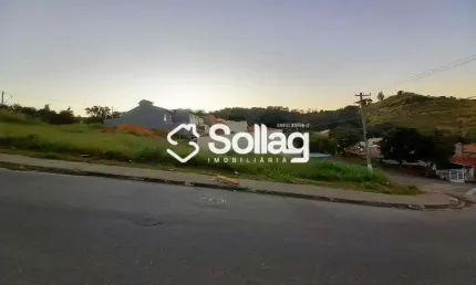 Terreno em bairro de esquina com 282,62 m² , região alta da cidade de Vinhedo . Bairro bem consolidado.