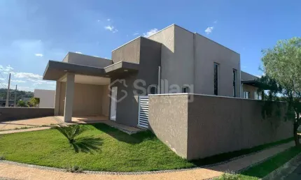 Casa á venda no Condomínio Villa do Sol na cidade Valinhos , interior de São Paulo.