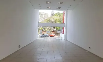 Salão comercial para alugar no Jardim Brasil em Vinhedo, interior de São Paulo.