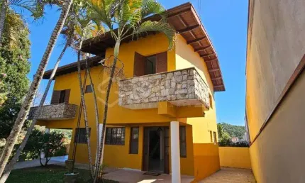 Casa para comprar no bairro residencial nova itália na cidade de valinhos - sp ótima localização o que facilita o dia a dia.