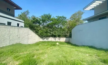 Terreno à venda no Residencial Reserva das Palmeiras em Valinhos - interior de São Paulo.