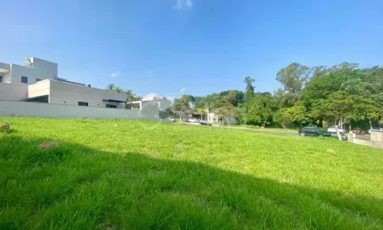 Terreno à venda no residencial canto del bosco em valinhos - interior de são paulo.