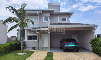 Casa a venda em Valinhos no Condomínio Residencial Santa Maria