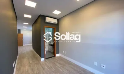 Sala comercial para alugar no Centro em Vinhedo, interior de São Paulo.