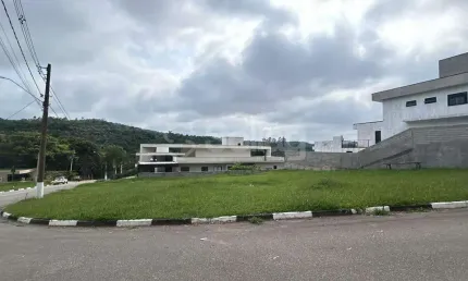 Terreno em Esquina para venda no Condominio Villa Doro em Vinhedo!
