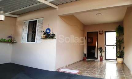 Casa térrea a venda no bairro Jardim Eldorado em Vinhedo, interior de São Paulo.