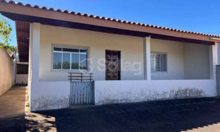 Casa térrea a venda no bairro Parque Yolanda em Vinhedo, interior de São Paulo.