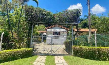 Casa à venda no Condomínio Vista Alegre Sede em Vinhedo - interior de São Paulo.