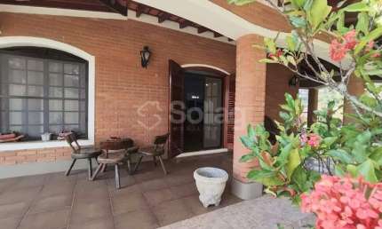 Casa térrea em condomínio para alugar em Vinhedo - SP