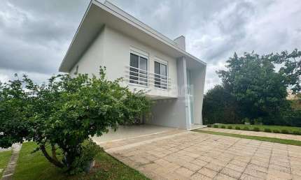 Casa à venda no Residencial Villagio Paradiso em Itatiba - SP.