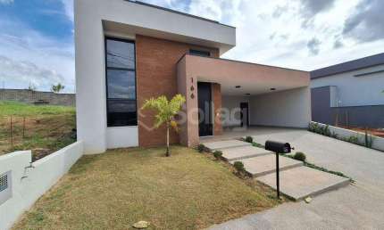 Casa para alugar com 3 quartos , 3 suites , 4 banheiros, 4 vagas no Condominio Bosque da Mata - Valinhos SP