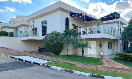 Casa em condomínio a venda no condomínio Reserva dos Vinhedos, em Louveira, interior de São Paulo.