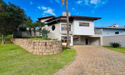 Casa em condomínio a venda no Condomínio Estancia Marambaia em Vinhedo interior de São Paulo.