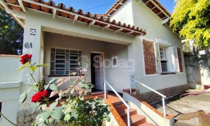 Casa à venda no centro de Vinhedo, interior de São Paulo!!