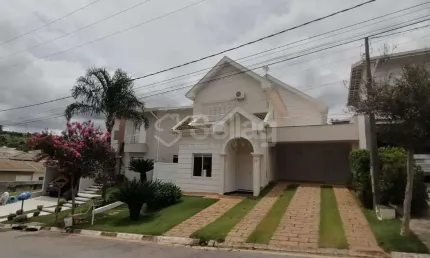 Casa em condomínio para alugar em Vinhedo, com 03 quartos sendo 01 suíte.