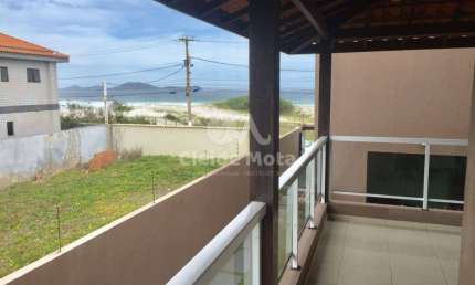 Casa Triplex Beira da Praia no Foguete – 3 Quartos com Vista Mar!