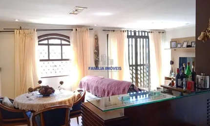 Casa em condomínio fechado com 2 quartos à venda na Rua Saturnino de Brito, --, Marapé, Santos por R$ 750.000