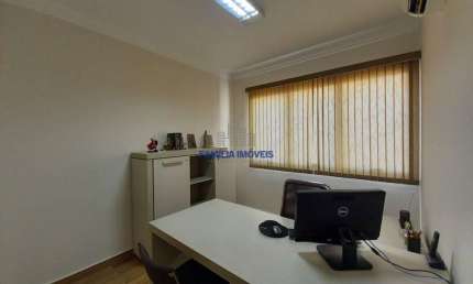 Sala comercial para alugar na Leonardo Roitman, --, Vila Mathias, Santos por R$ 2.337