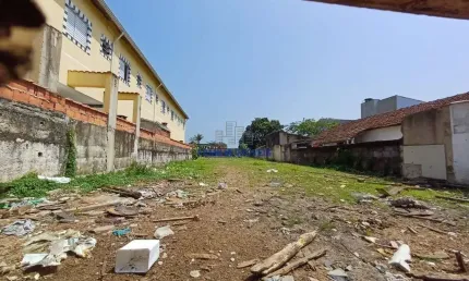 Terreno à venda na Rua Carijós, --, Parque São Vicente, São Vicente por R$ 900.000
