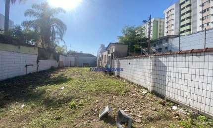 Terreno comercial para alugar na Avenida Senador Feijó, --, Vila Mathias, Santos por R$ 7.500