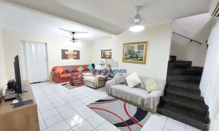 Casa em condomínio fechado com 2 quartos à venda na Rua Evaristo da Veiga, --, Campo Grande, Santos por R$ 1.100.000
