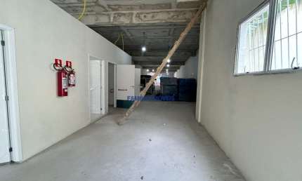 Barracão / Galpão / Depósito para alugar na Avenida Senador Pinheiro Machado, --, Marapé, Santos por R$ 19.500