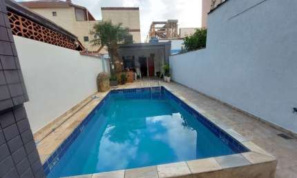 Casa em condomínio fechado com 4 quartos à venda na Rua Evaristo da Veiga, --, Campo Grande, Santos por R$ 1.490.000