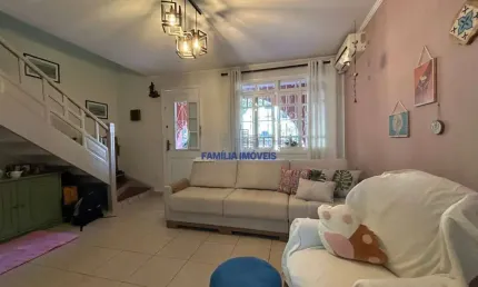 Casa em condomínio fechado com 2 quartos à venda na Rua Saturnino de Brito, --, Marapé, Santos por R$ 980.000