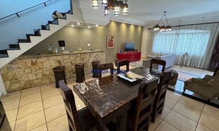 Casa em condomínio fechado com 4 quartos à venda na Rua Gastão Bousquet, --, Vila São Jorge, Santos por R$ 980.000