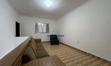 Casa em condomínio fechado com 3 quartos para alugar na Rua Doutor Carvalho de Mendonça, --, Marapé, Santos por R$ 4.100