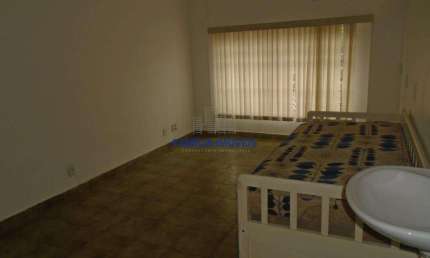 Casa com 3 quartos à venda na Rua Goiás, --, Boqueirão, Santos por R$ 1.100.000