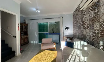 Casa em condomínio fechado com 2 quartos à venda na Rua Benedito Ernesto Guimarães, --, Marapé, Santos por R$ 890.000