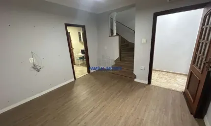 Casa em condomínio fechado com 2 quartos à venda na Professor Manuel de Abreu, --, Vila Mathias, Santos por R$ 475.000