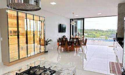 Casa com 4 suítes à venda, 310 m² por R$ 3.150.000 - Cond Do Lago - Goiânia/GO