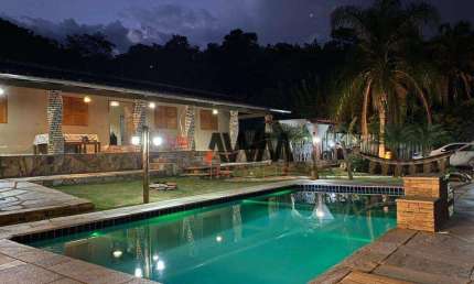 Chácara com 5 Quartos, Mobiliada à venda, 3150 m² por R$ 1.400.000 - Zona Rural - Pirenópolis/GO
