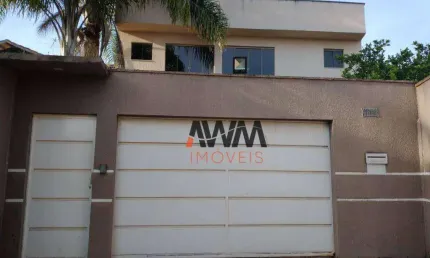 Sobrado com 5 quartos à venda, 500 m² por R$ 1.800.000