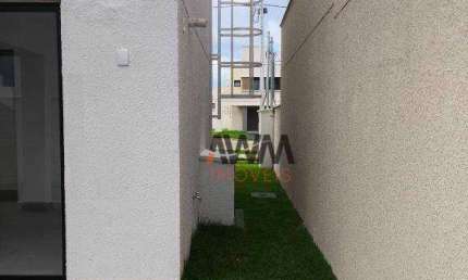 Sobrado com 4 quartos, 3 suites à venda, 181 m² por R$ 1.094.000