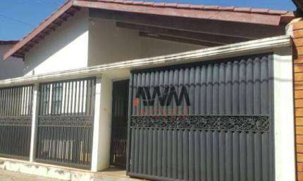 Casa com 3 Quartos à venda em Iporá, 157 m² por R$ 450.000 - Loteamento dos Funcionarios