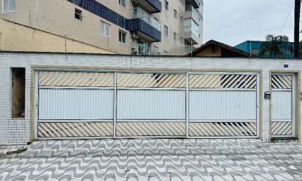 Casa em condomínio fechado com 2 quartos à venda na Rua Vinte e Três de Maio, 396, Vila Mirim, Praia Grande