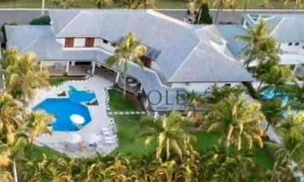 Casa com 6 suítes à venda, 980 m² , terreno de 2.000 m² por R$ 3.850.000 - Jd Acapulco - Guarujá/SP