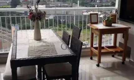 Oportunidade de Lindo apto de 107 metros , com 2 suítes , 2 vagas , armários planejados , varanda Gourmet , no condomínio Clube Sitio Anhanguera Sp
