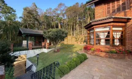 Casa maravilhosa com 4 dormitórios à venda, 481 m² por r$ 2.800.000 - roseira - mairiporã/sp