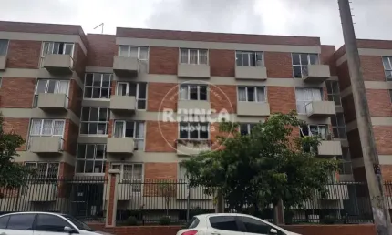 Apartamento com 3 quartos  para alugar, 185.23 m2 por R$4700.00  - Alto Da  Xv - Curitiba/PR