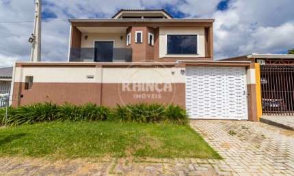 Sobrado com 3 quartos  para alugar, 257.00 m2 por R$6800.00  - Pinheirinho - Curitiba/PR