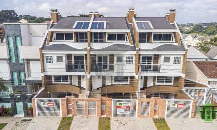 Casa com 4 quartos à venda na Rua Wagia Kassab Khury, 155, São Lourenço, Curitiba, 225 m2 por R$ 1.687.500