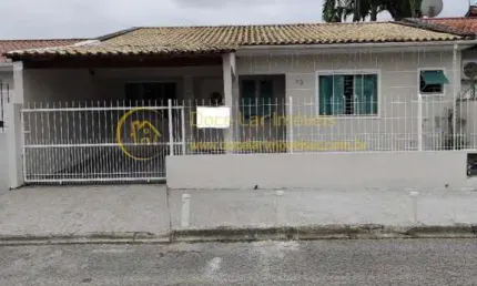 Casa para Venda em Palhoça, Madri, 3 dormitórios, 1 suíte, 2 banheiros, 2 vagas