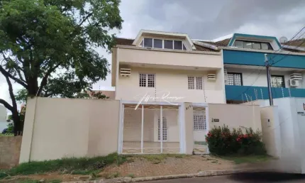 Casa comercial com 7 salas para alugar na Rua Marcino dos Santos, 213, Chácara Cachoeira, Campo Grande