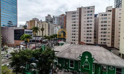 Apartamento com 2 dormitórios à venda, 100 m² por R$ 680.000 - Gonzaga - Santos/SP
